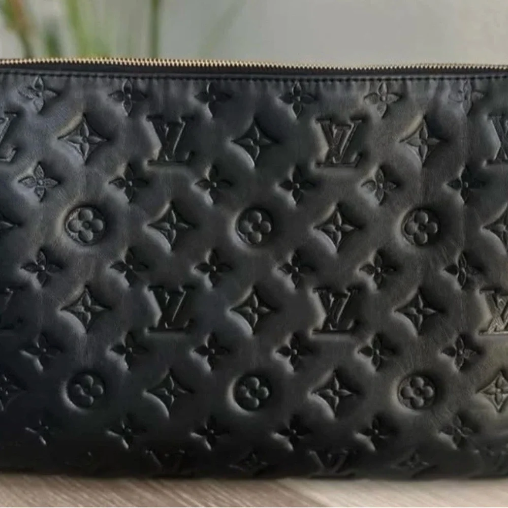 Louis Vuitton Black Embossed coussin MM Shoulder Bag❤️ - Picture 5 of 10